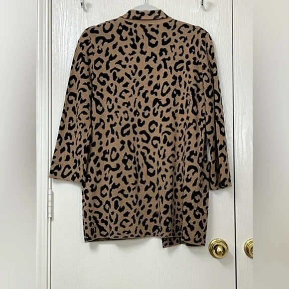 🟢 J. Crew Leopard Print 3/4 Sleeve Cardigan - Picture 2 of 13